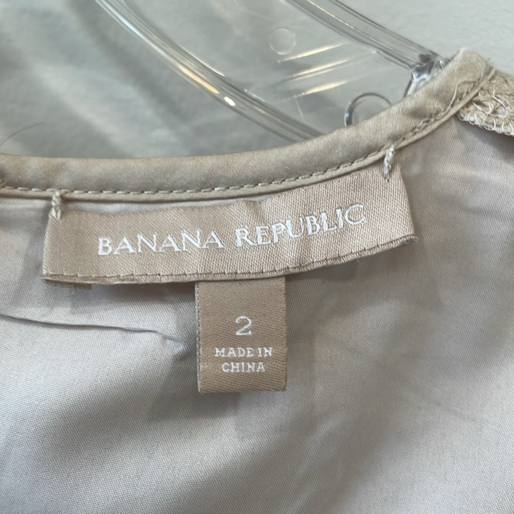 NWOT Banana Republic Sleeveless Top - Picture 6 of 9